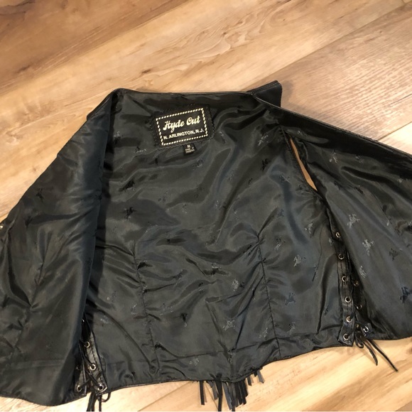 Hyde Out Black Fringe Leather Tie at Side Suede Roses Vest Size M - Picture 6 of 10